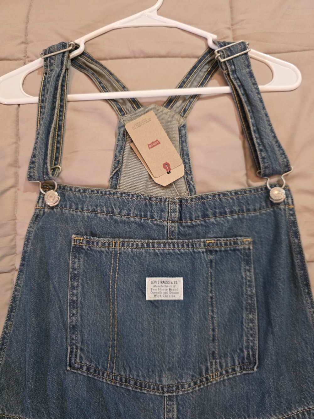 Levi's Women's Utility Lightweight Shorthalls NWT Size L - Picture 3 of 12